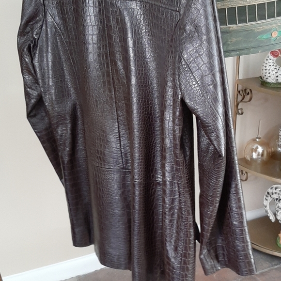 Leather jacket - Picture 5 of 5